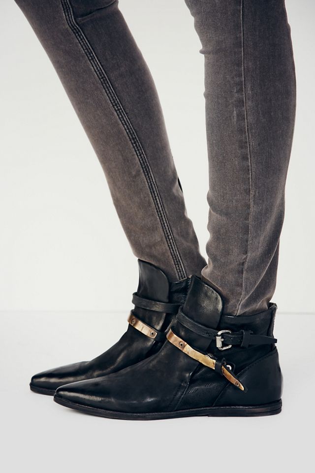 Voyager Ankle Boot #1