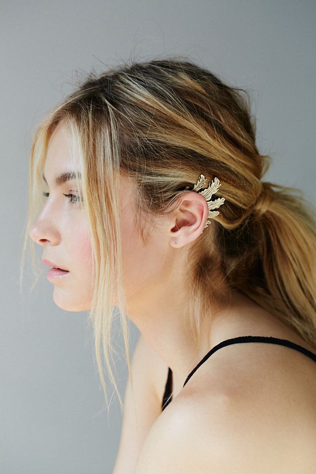 Teen Spirit Ear Cuff