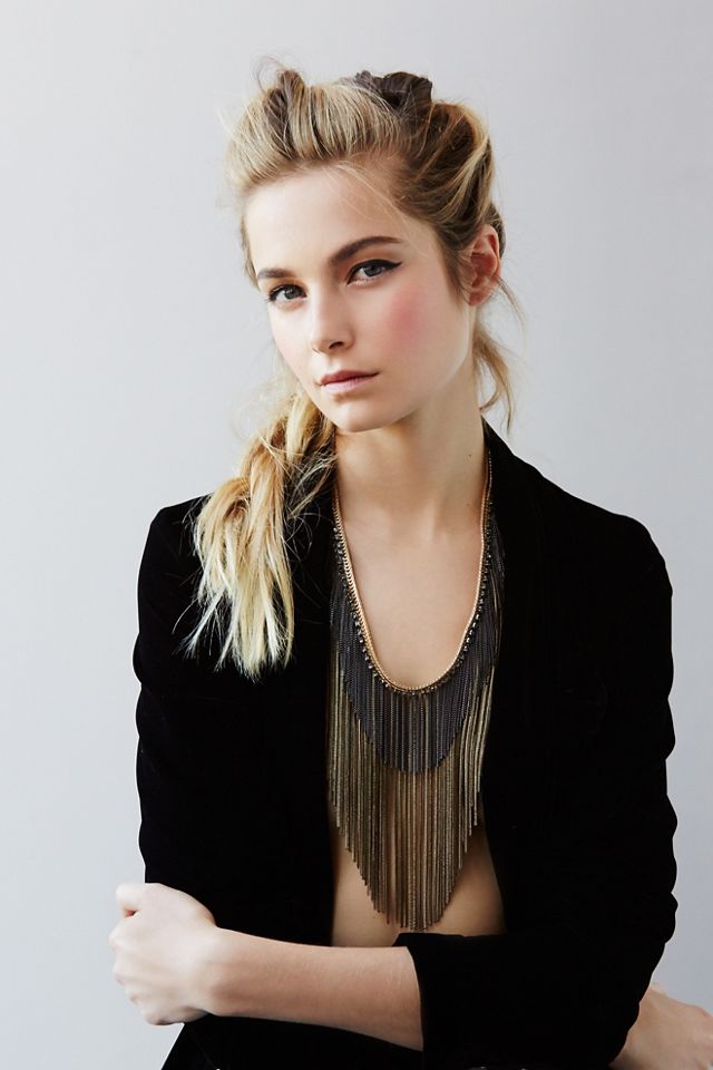 Chain Waves Necklace