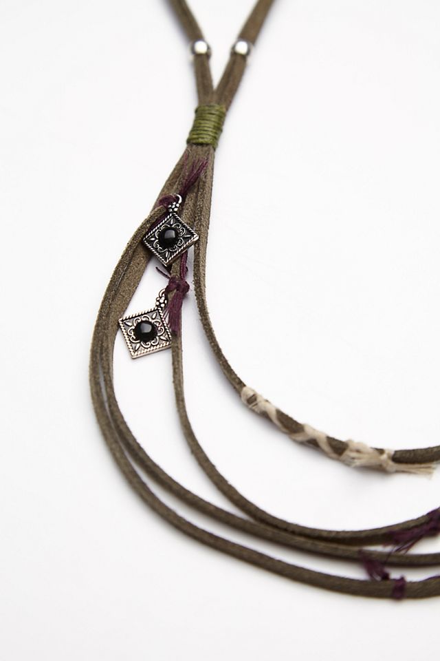 Cross Plains High Low Collar #4