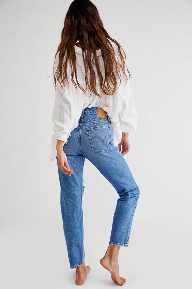 Levi's Wedgie Icon High-Rise Jeans  Levis wedgie icon, Levi jeans outfit,  Straight jeans outfit