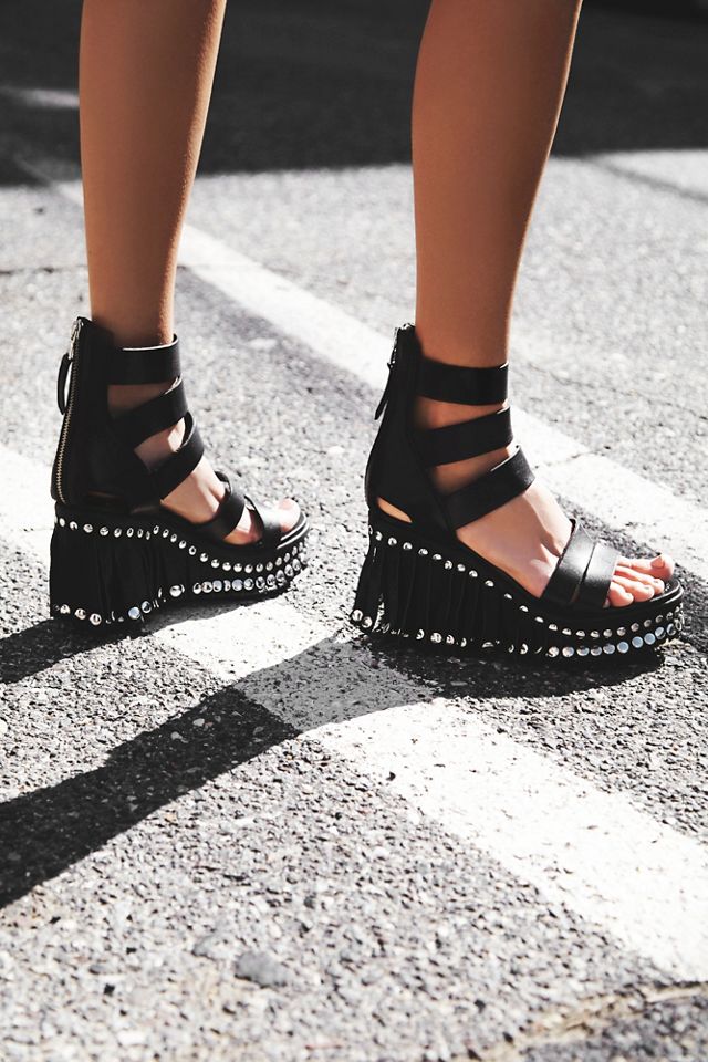 Fringe wedges deals