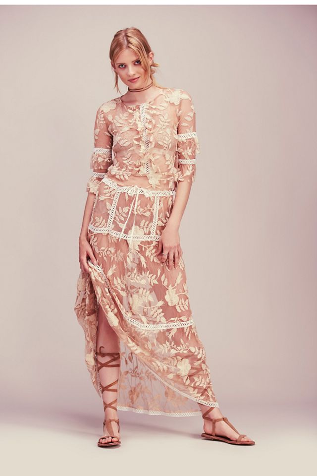 Emelia Set