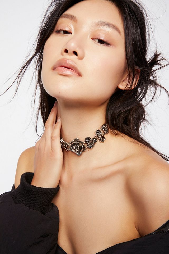 Floral Affair Choker