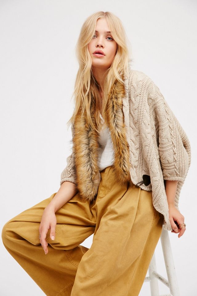 Hot Toddy Cable Knit Kimono