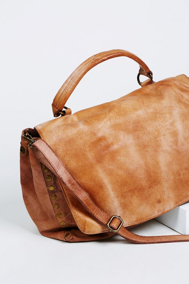 Carmel Distressed Messenger #3