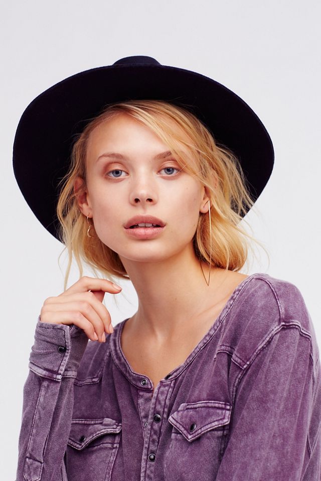 Azalea Gold Band Hat #1