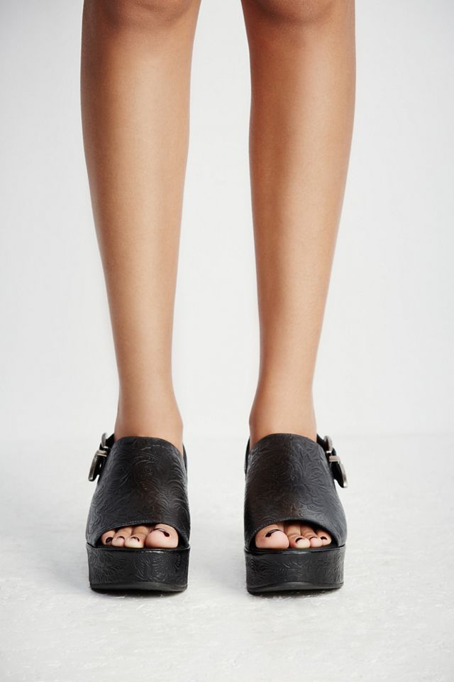 Midnight Platform #2