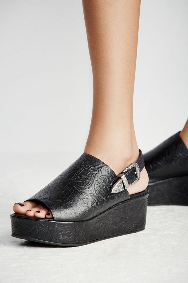 Midnight Platform #4