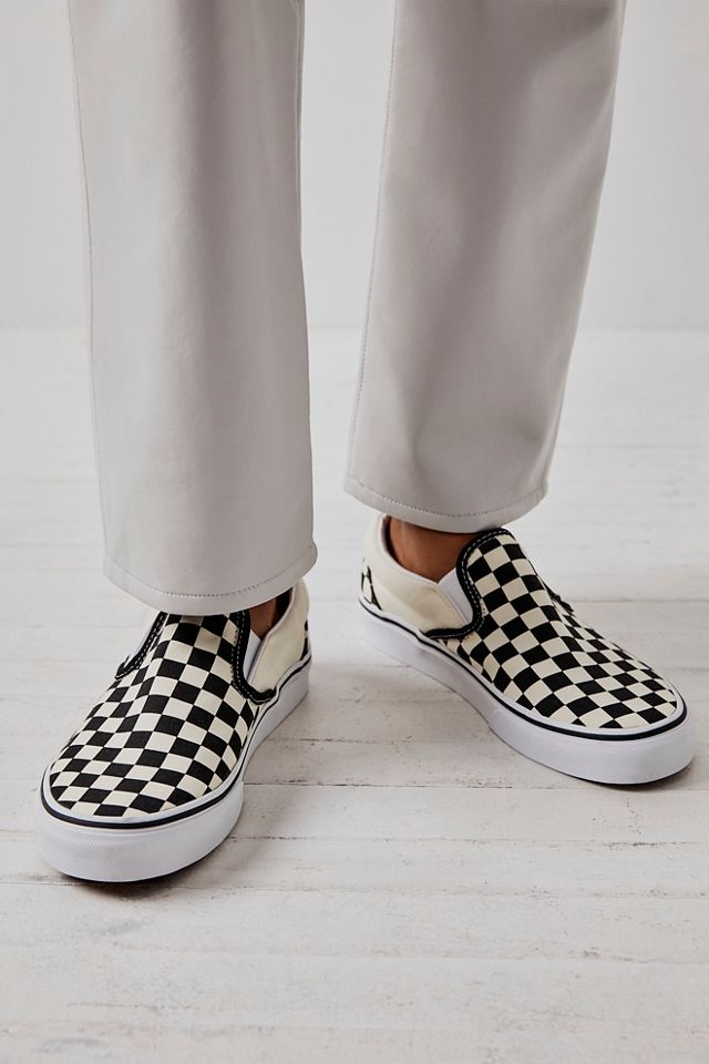 Vans Men s Checkerboard Classic Slip On Shoes