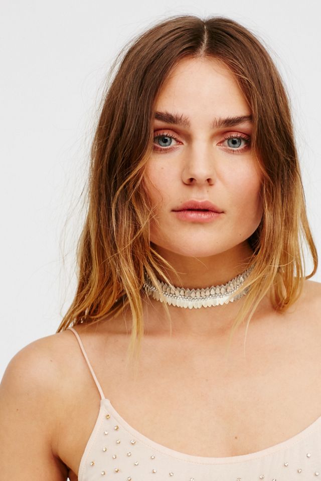 Amelia Delicate Choker