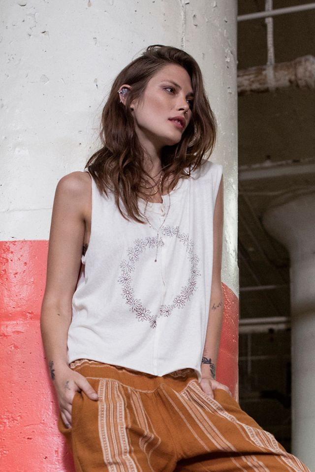 We The Free Daisy Chain Tee