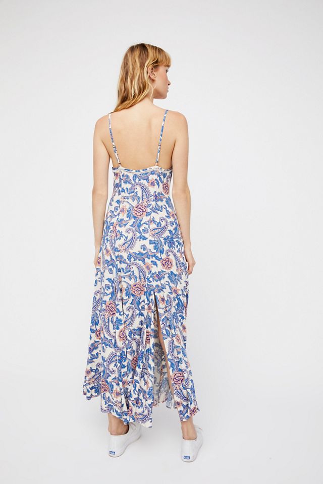 Robe Tienne
