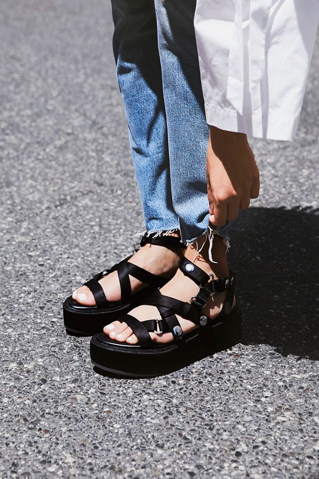 Vegan Blitz Sandal