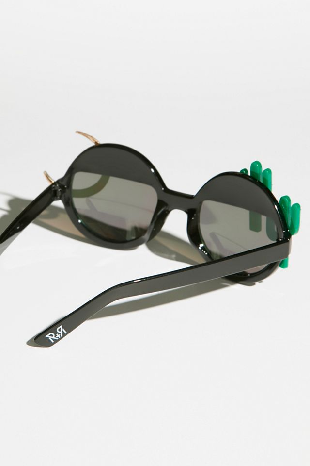 Desert Moon Sunnies | Free People display picture 2