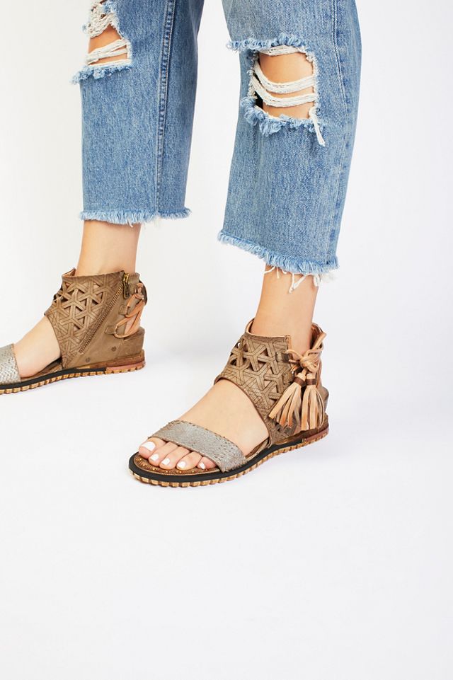 Petrona Mini Wedge Sandal #1