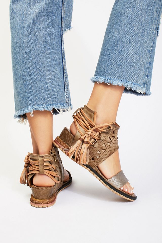 Petrona Mini Wedge Sandal #2