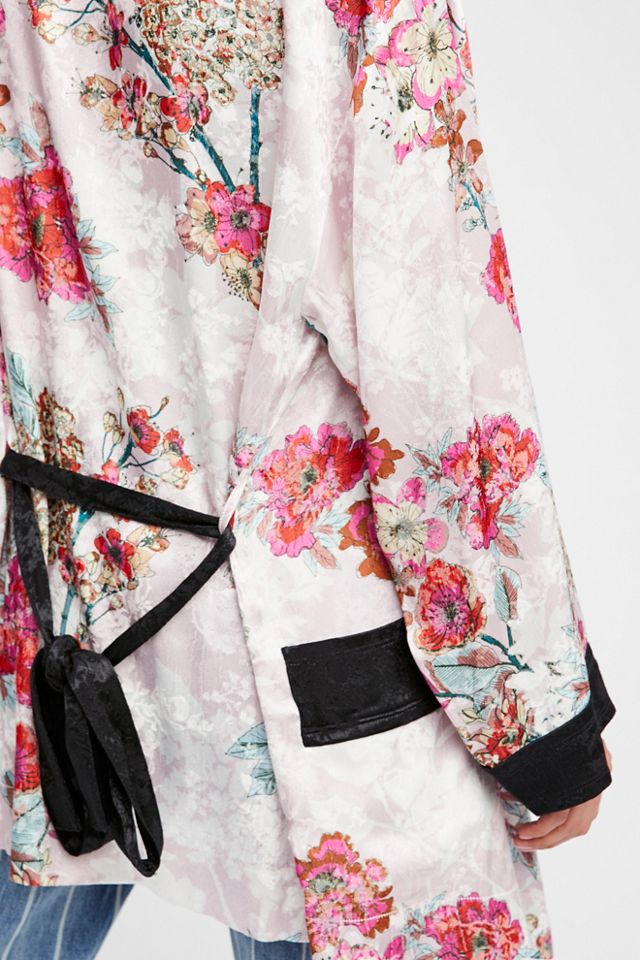 Ladies Who Lounge Kimono #4