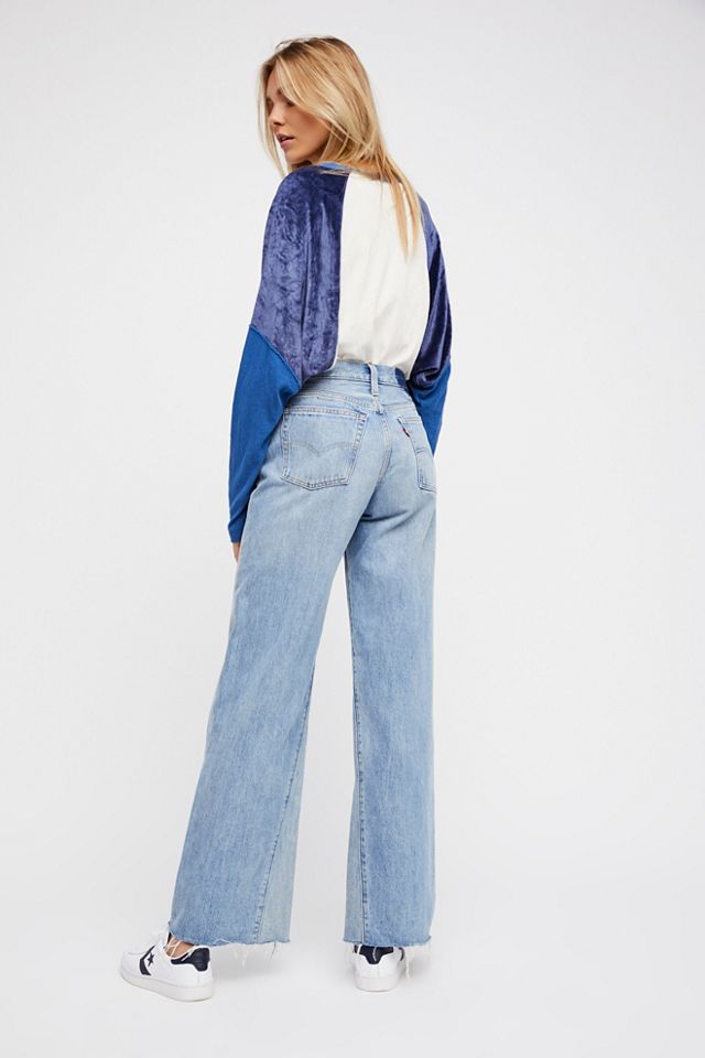 リーバイス　Levi's ALTERED WIDE LEG 24インチ jiqk0hwfe20rgmonvkwb.jpg