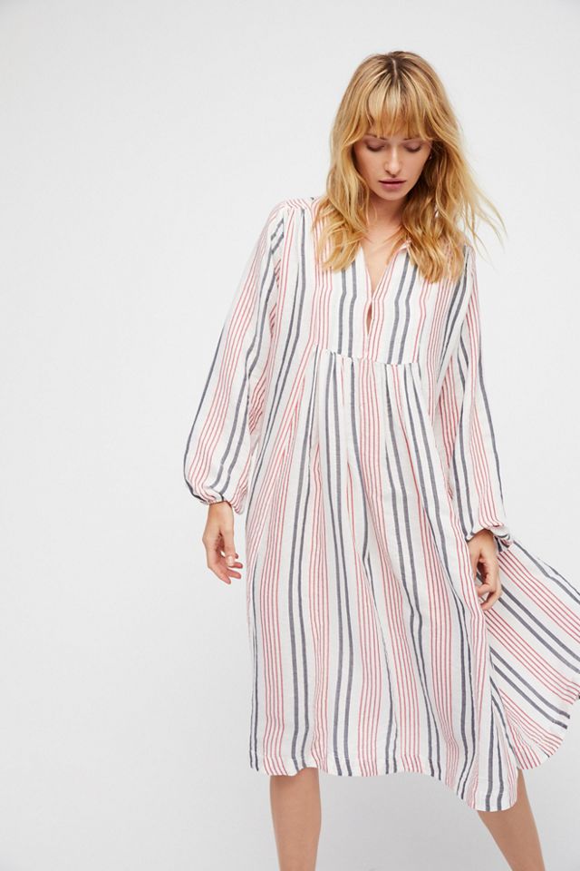 Queen Village Midi Dress