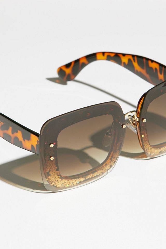 Cosmopolitan Glitter Sunglasses #3