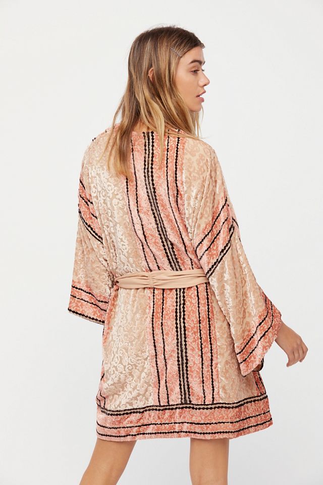 Natalie Burnout Robe #1