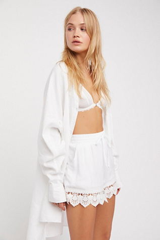◇Pleasenofollow◇ Daisy Lace Shirring Short Top White MUSINSA | PLEASENOFOLLOW Daisy Lace Shirring Short Top (White)