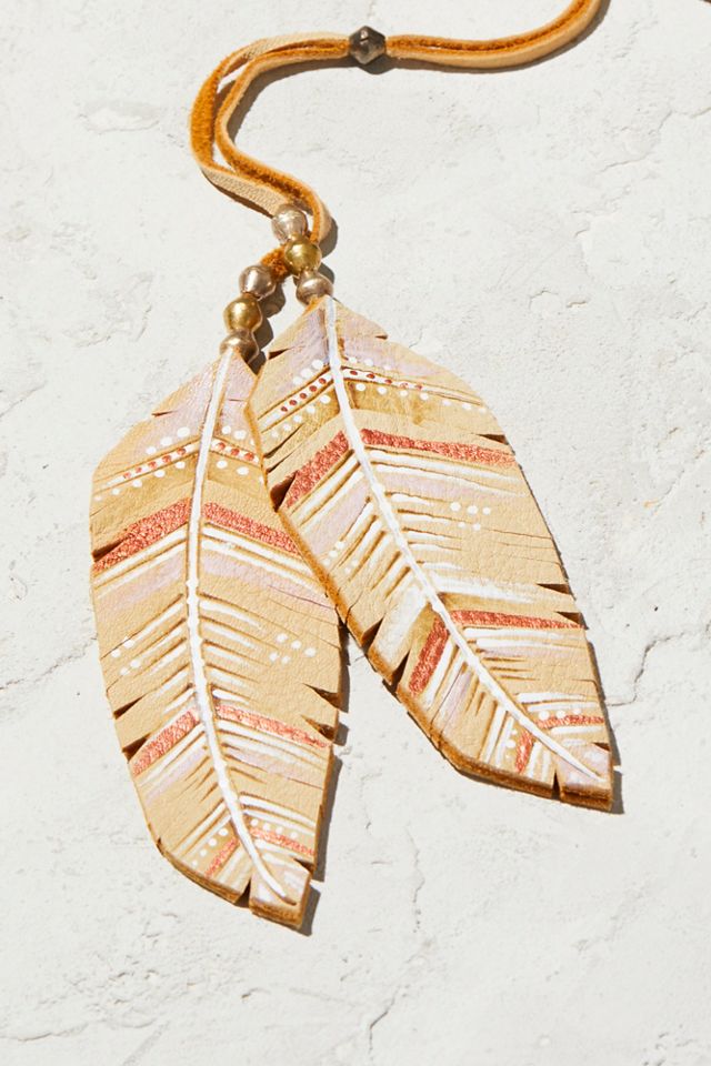 Feather In The Wind Lariat #1