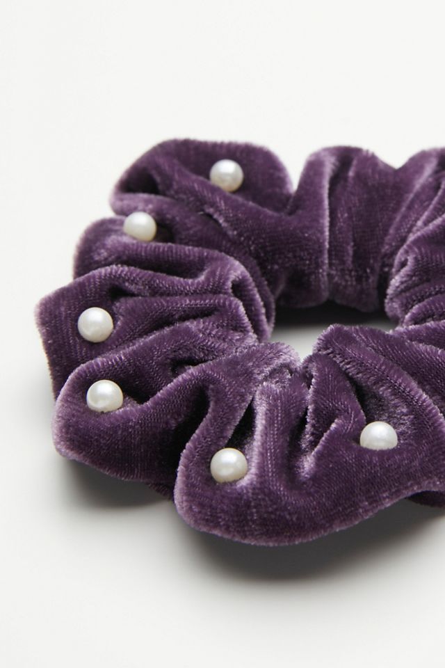 Pearl Velvet Scrunchie #2