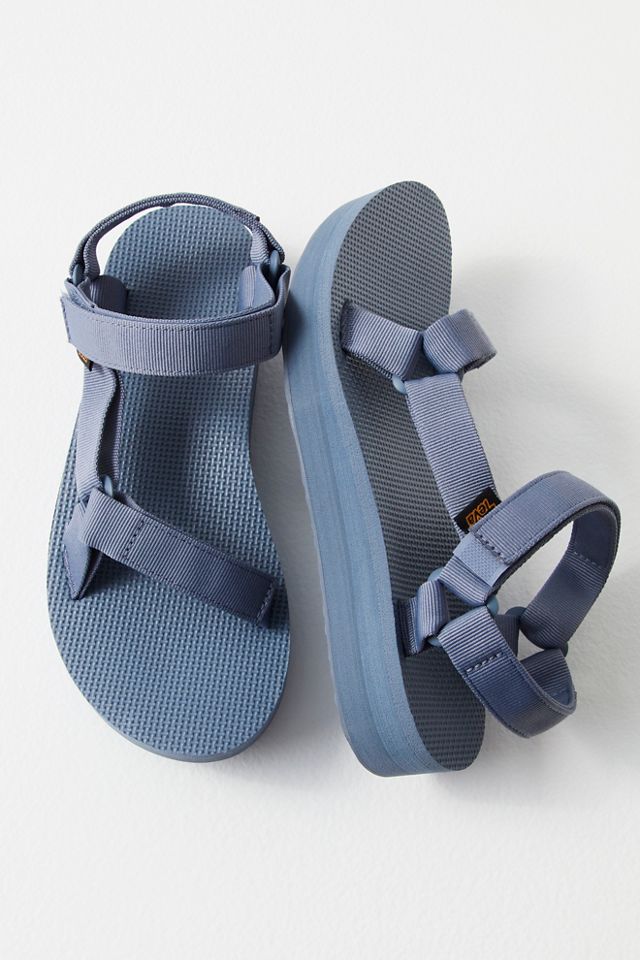 Teva midform best sale universal sandal