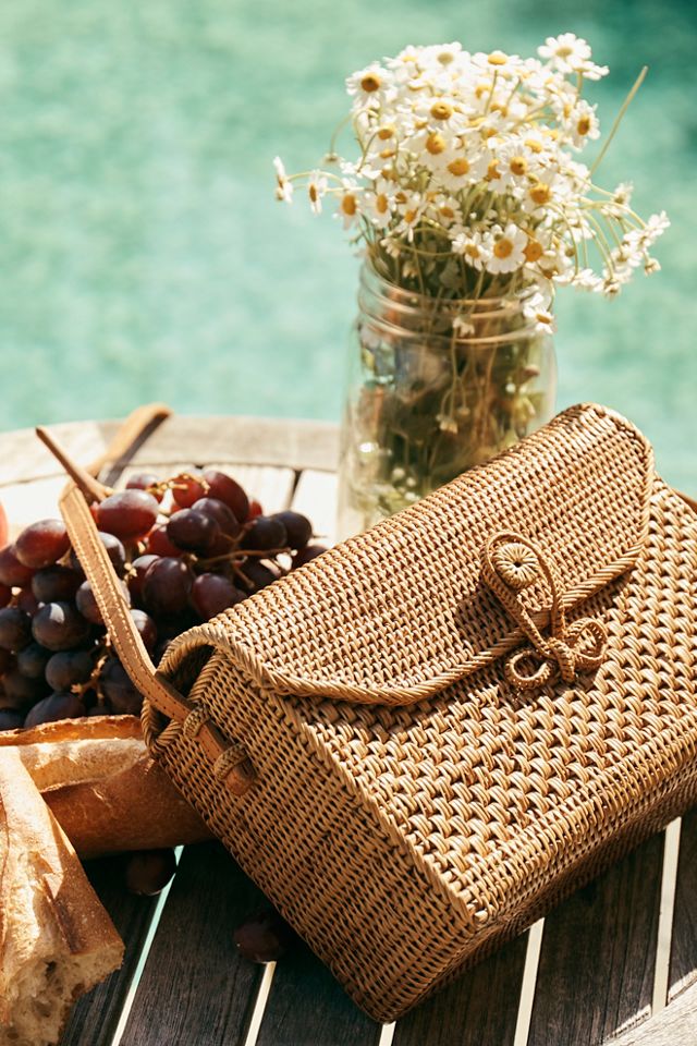Sari Straw Crossbody