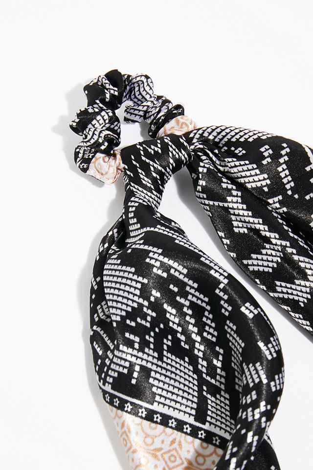 Printed Scarf Pony #2