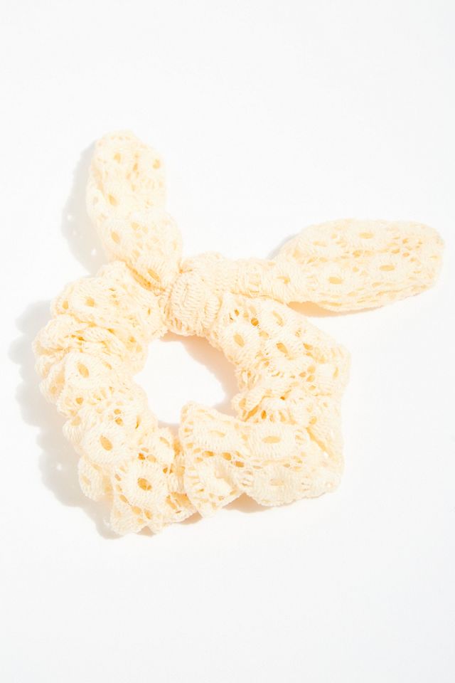 Knotted Eyelet Scrunchie #1