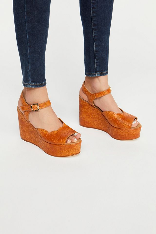 Uptown Wedge #1