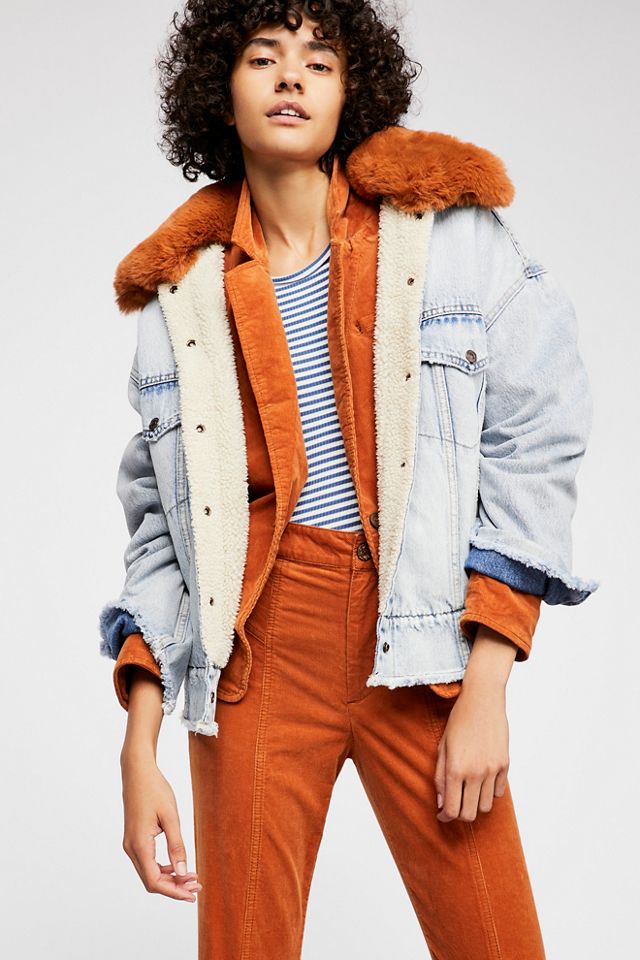 Levi's Oversized Sherpa Trucker Jacket | Free People