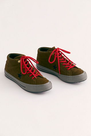 chucks mid tops