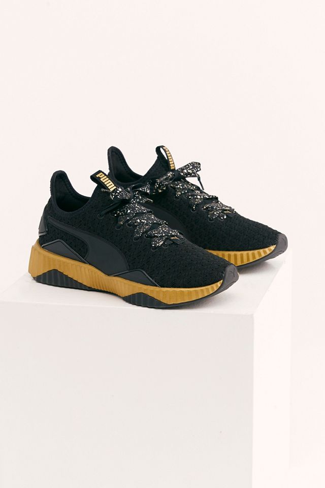 Puma defy hotsell sparkle lace-up sneakers