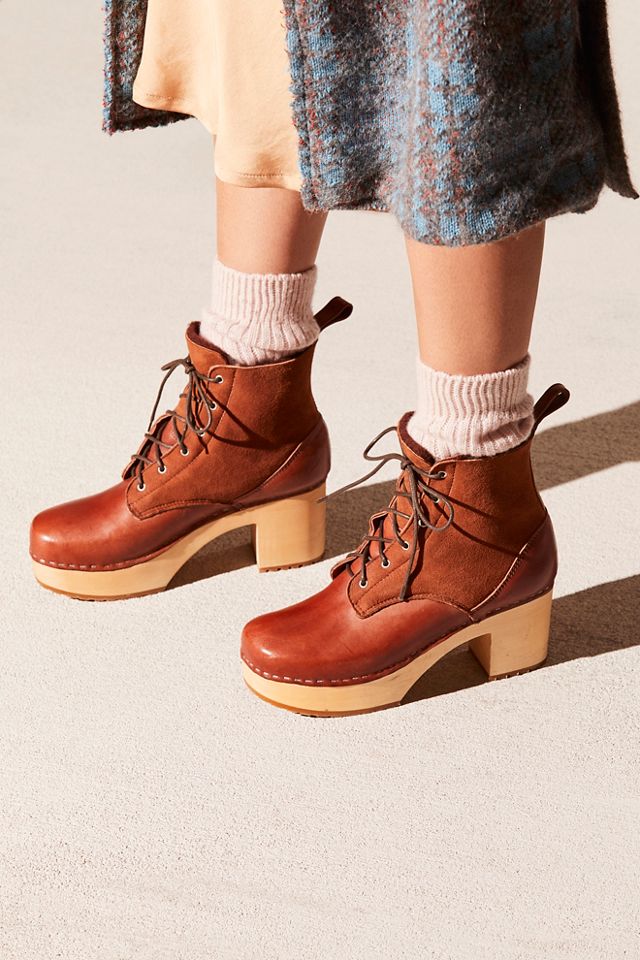 Clog on sale heel boots