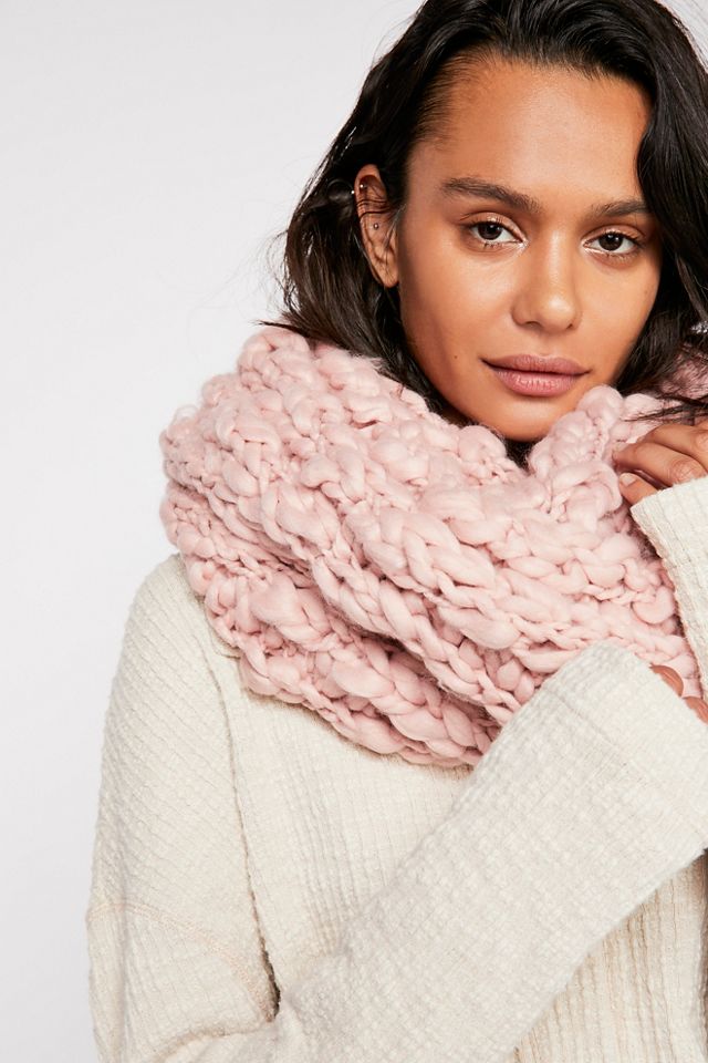 Dreamland Chunky Knit Cowl Scarf