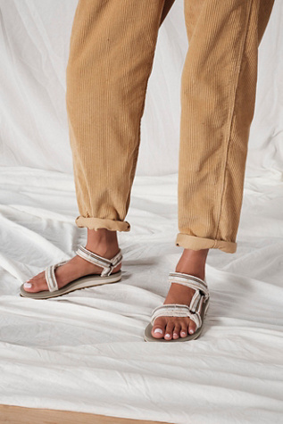 miller cloud sandals