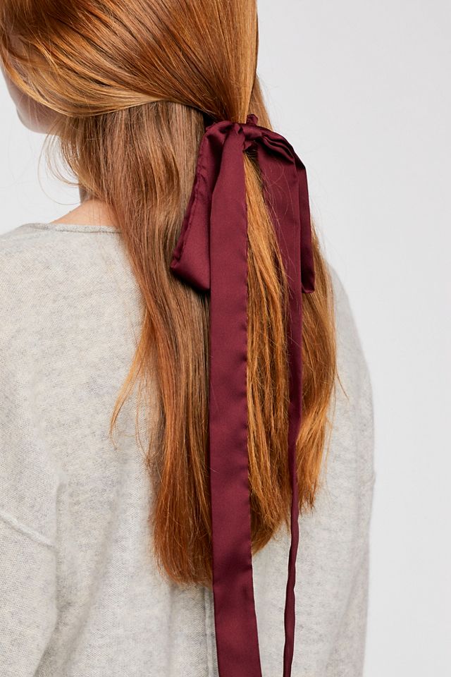 Ribbon Scarf Pony