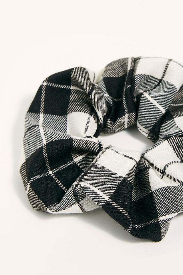 Oversize Plaid Scrunchie #2