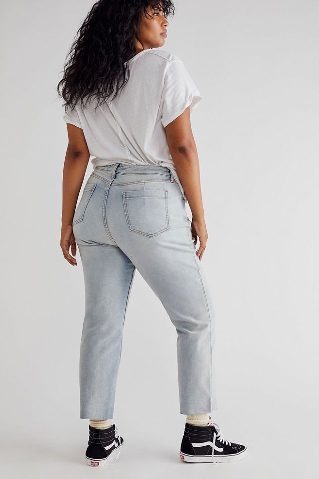 Free People CRVY online High Rise Vintage Straight Jean Light Wash SIZE 28