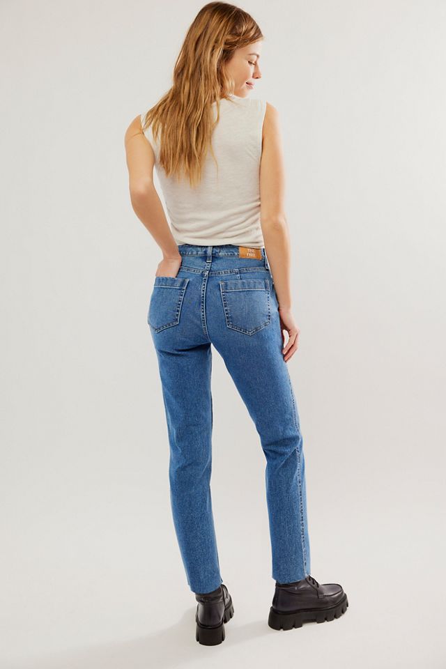 CRVY High-Rise Vintage Straight Jeans