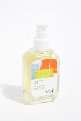 Voir at Free People in Walk In The Sun Hair Oil