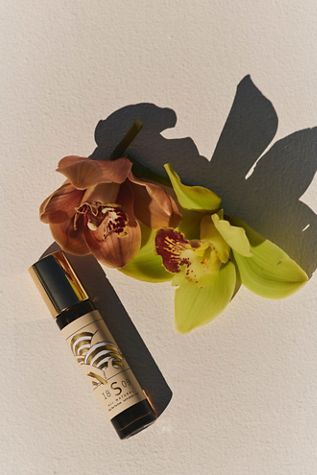 Free People 1809 Collection Surf All-Natural Fragrance