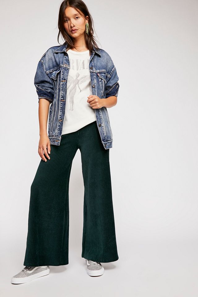 ［ミルク］un peu wide baggy slacks AirEssentials Wide Leg Pants - Ashwood - Lansky Bros. | Spanx