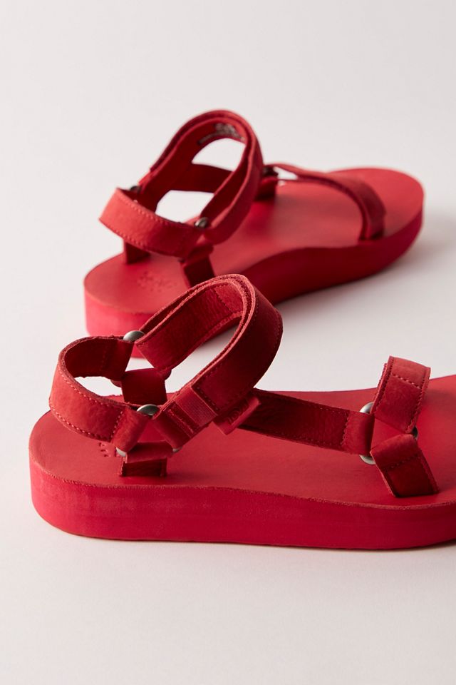 Teva midform cheap universal leather red