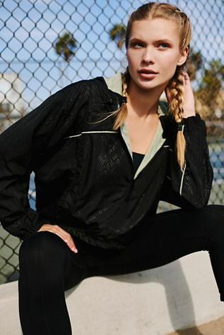 Rain Runner Jacket 