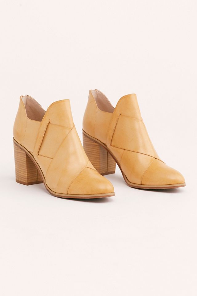 Vegan Pippa Heel Boot